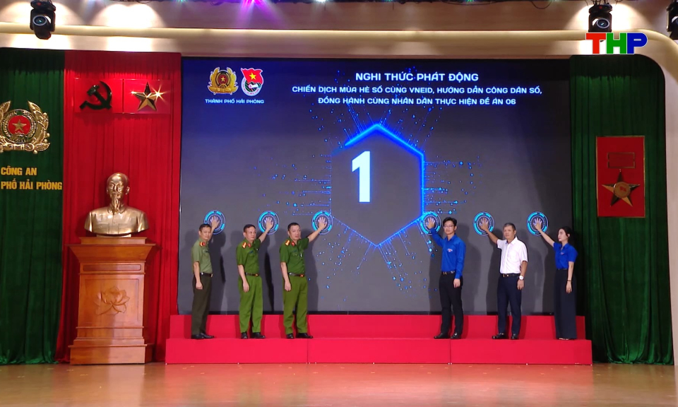 Ra qu&acirc;n &ldquo;Chiến dịch m&ugrave;a h&egrave; số c&ugrave;ng VNeID&rdquo;