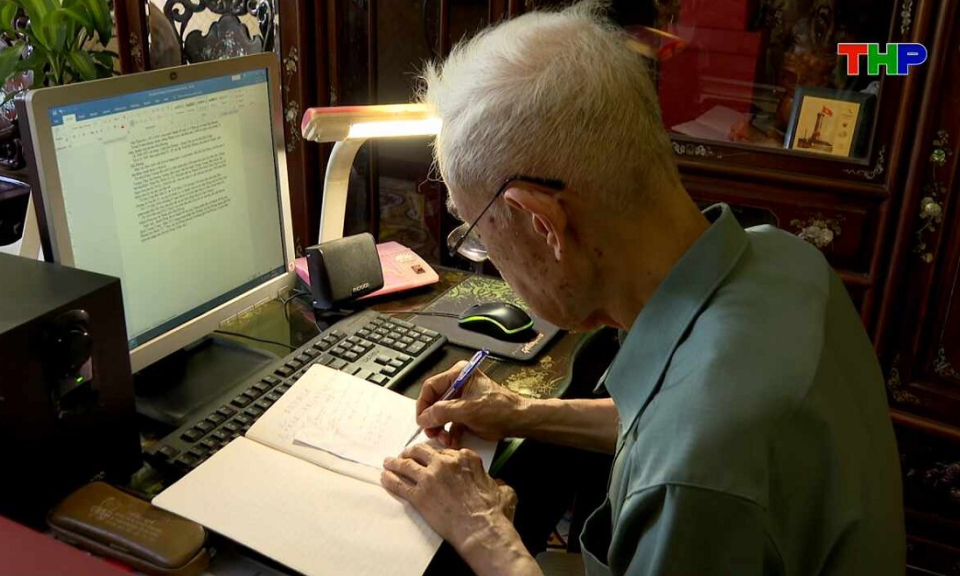C&acirc;u chuyện của t&ocirc;i: Một đời với lịch sử xứ Đ&ocirc;ng