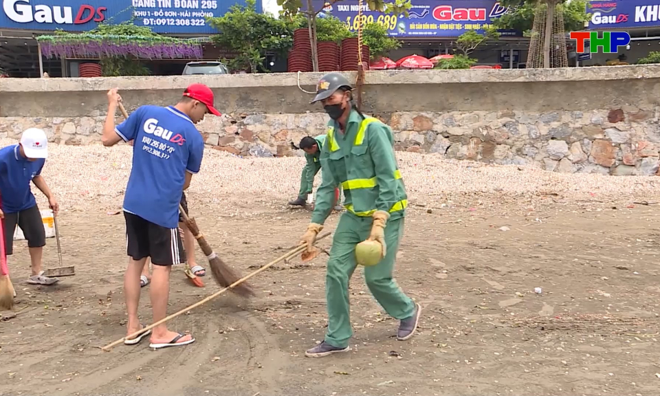 Chung tay x&acirc;y dựng m&ocirc;i trường biển trong, xanh, sạch, đẹp
