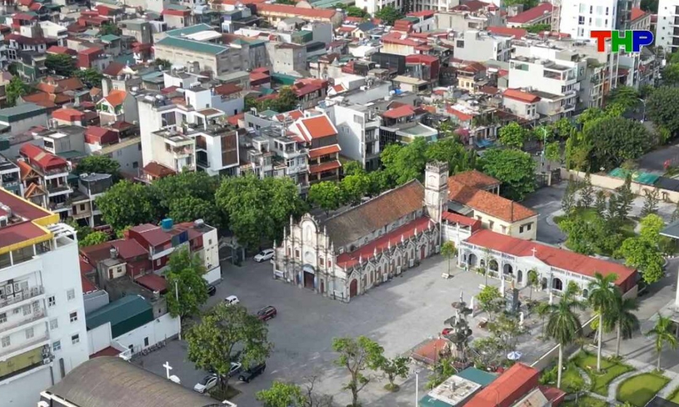 Chạm Hải Ph&ograve;ng: Nh&agrave; thờ Hải Dương
