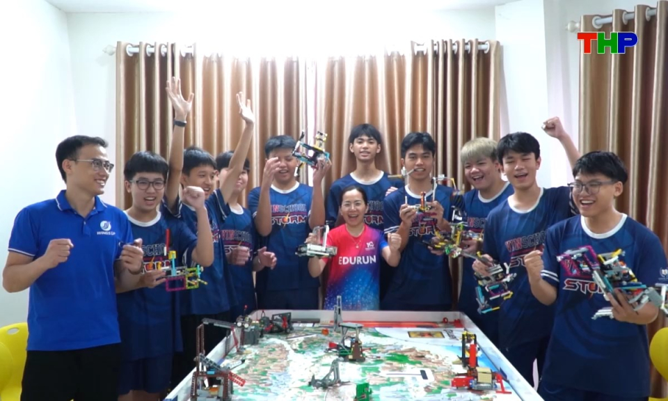 Cận cảnh: Robotacon Hải Ph&ograve;ng