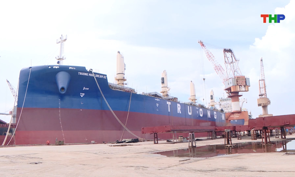 Ng&agrave;nh đ&oacute;ng t&agrave;u hướng tới tăng trưởng bứt ph&aacute;