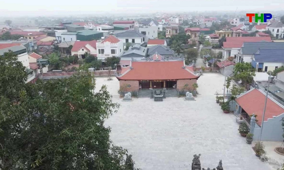Chạm Hải Ph&ograve;ng: Đền Cậy