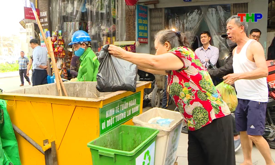 Ch&iacute;nh s&aacute;ch ph&aacute;p luật: Tăng cường c&ocirc;ng t&aacute;c thu gom, xử l&yacute; r&aacute;c thải 