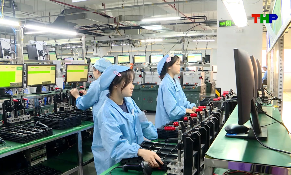 Ph&aacute;t triển tổ chức c&ocirc;ng đo&agrave;n tại c&aacute;c doanh nghiệp
