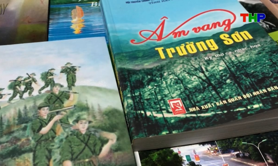 Diễn đ&agrave;n văn học nghệ thuật: Những vần thơ từ tr&aacute;i tim người l&iacute;nh