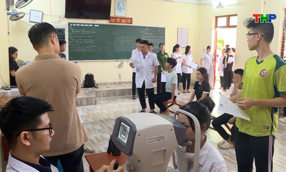 N&acirc;ng cao năng lực chăm s&oacute;c mắt học đường