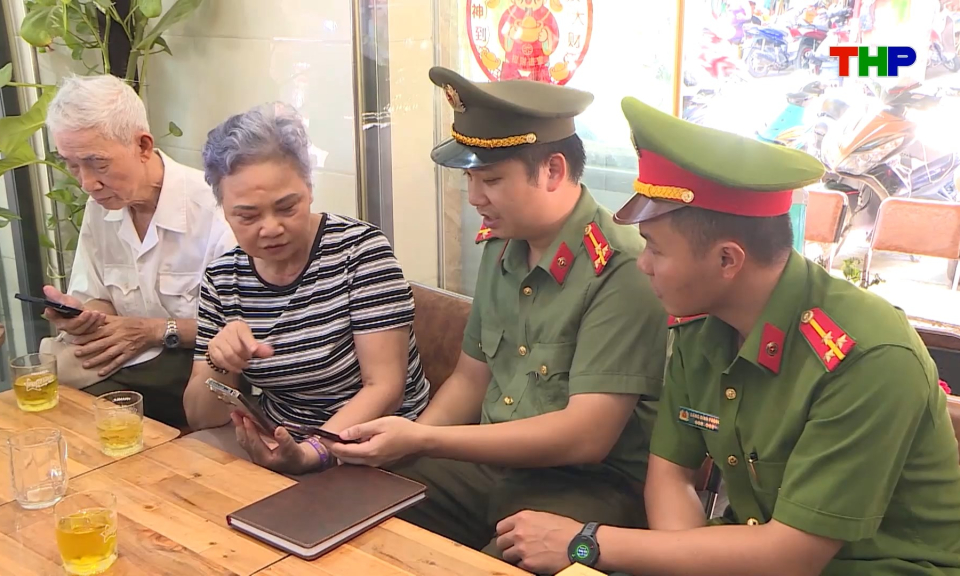 X&acirc;y dựng m&ocirc; h&igrave;nh &ldquo;Mặt trận số&rdquo;