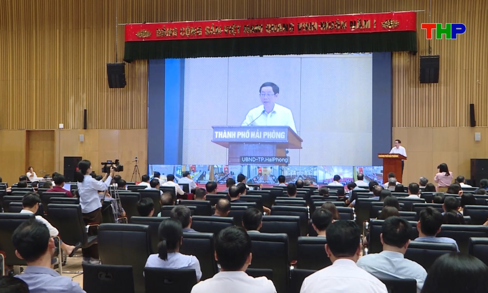 Đ&aacute;nh gi&aacute; tiến độ triển khai c&ocirc;ng t&aacute;c kh&aacute;m sức khỏe định kỳ cho người d&acirc;n    