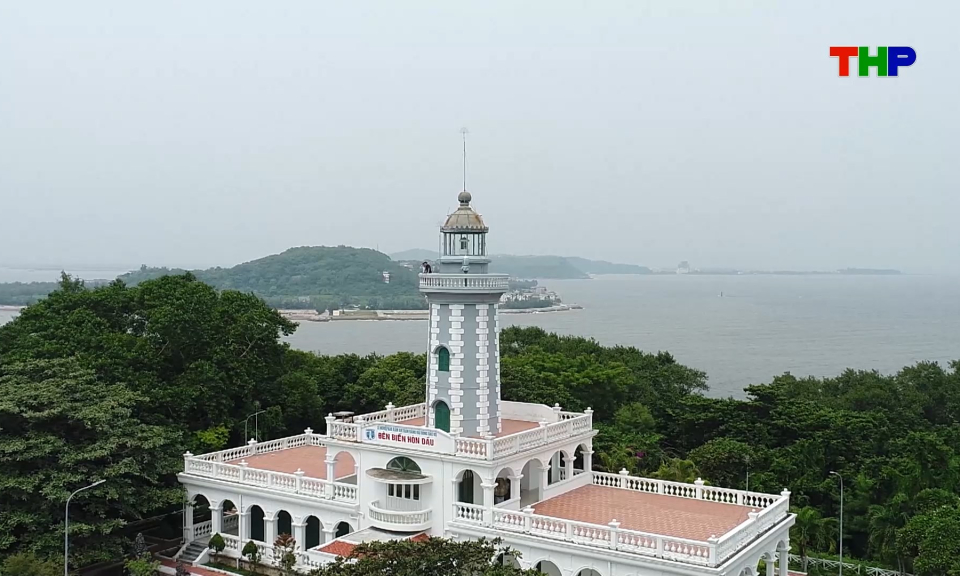 Đ&aacute;nh thức nguồn lực văn h&oacute;a biển