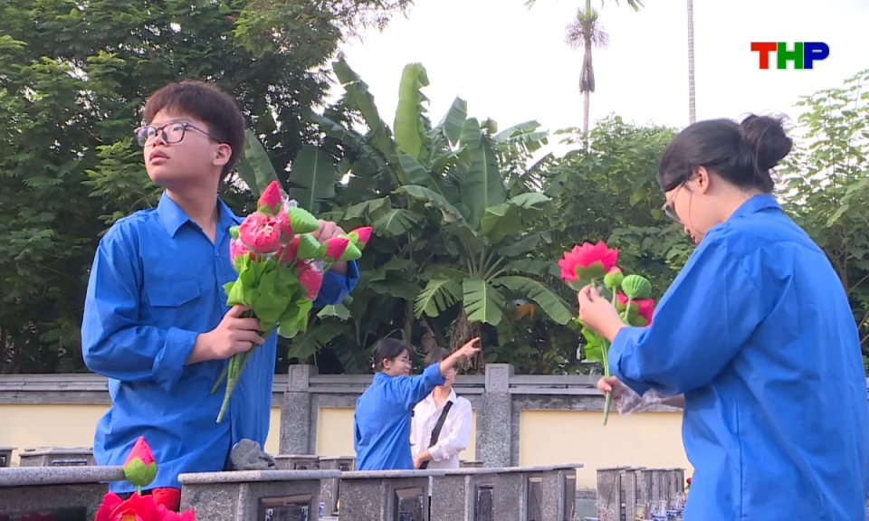Tuổi trẻ Hải Ph&ograve;ng: Tri &acirc;n những người đ&atilde; hy sinh