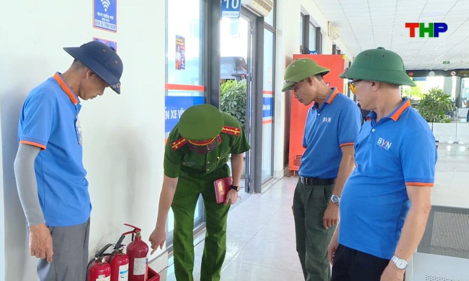 Ph&ograve;ng ch&aacute;y chữa ch&aacute;y v&agrave; cứu nạn cứu hộ: Bảo đảm an to&agrave;n ph&ograve;ng ch&aacute;y, chữa ch&aacute;y trong hoạt động vận chuyển, lưu trữ h&agrave;ng h&oacute;a