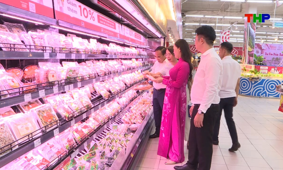 Ch&iacute;nh s&aacute;ch ph&aacute;p luật: Đưa Luật Thương mại điện tử v&agrave;o cuộc sống