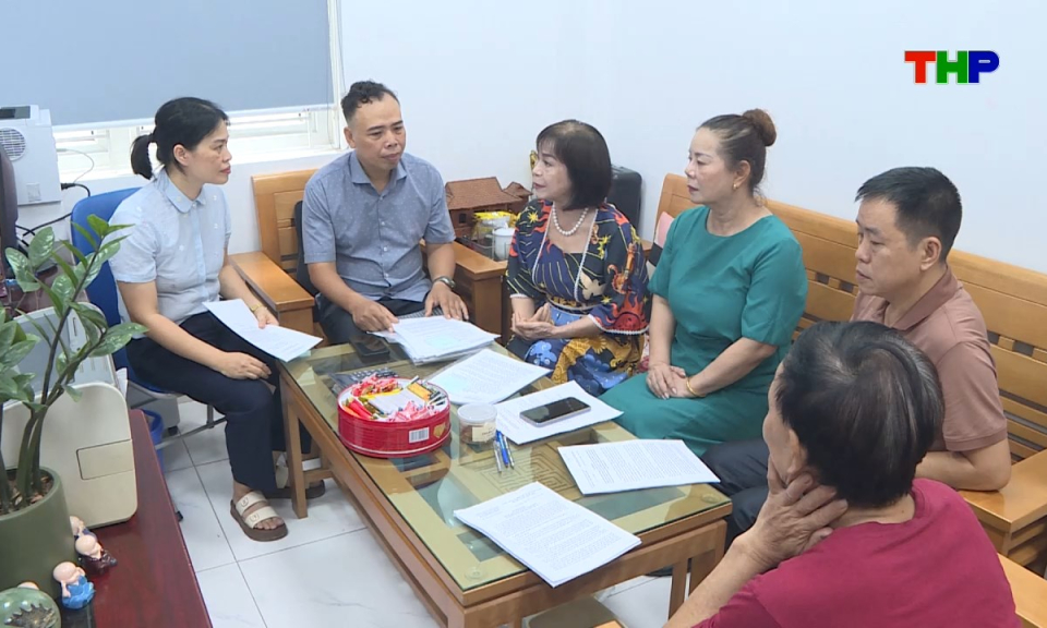 Đại biểu nh&acirc;n d&acirc;n với cử tri: N&acirc;ng mức phụ cấp - Tiếp sức cho đội ngũ c&aacute;n bộ cơ sở
