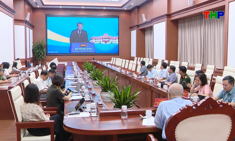 Ngoại giao phục vụ ph&aacute;t triển đất nước trong giai đoạn mới 