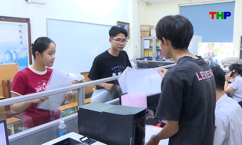 Ch&iacute;nh s&aacute;ch ph&aacute;p luật: Th&ocirc;ng tư 08 khẳng định lợi thế trong tuyển sinh đại học