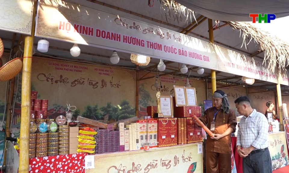 Chợ qu&ecirc; thời Mạc - Từ kh&ocirc;ng gian văn h&oacute;a đến sản phẩm du lịch địa phương
