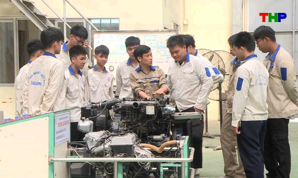Con đường lựa chọn: Điện v&agrave; cơ kh&iacute; - Khối ng&agrave;nh thu h&uacute;t nh&acirc;n lực