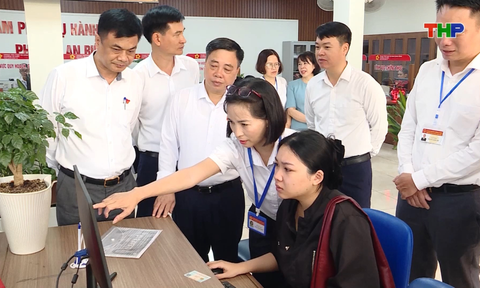 Xử l&yacute; c&aacute;c điểm nghẽn về chuyển đổi số tại cấp cơ sở