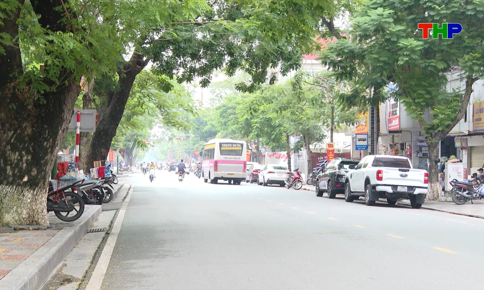 Triển khai phố đi bộ ẩm thực đ&ecirc;m t&iacute;ch hợp thương mại điện tử