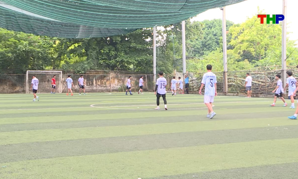 G&oacute;c nh&igrave;n thể thao: Ấn tượng Giải b&oacute;ng đ&aacute; Chu Văn An 2026