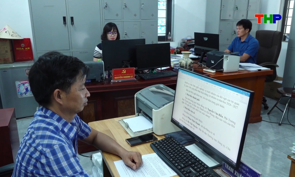 Đẩy mạnh số h&oacute;a, n&acirc;ng cao hiệu quả c&ocirc;ng t&aacute;c Đảng
