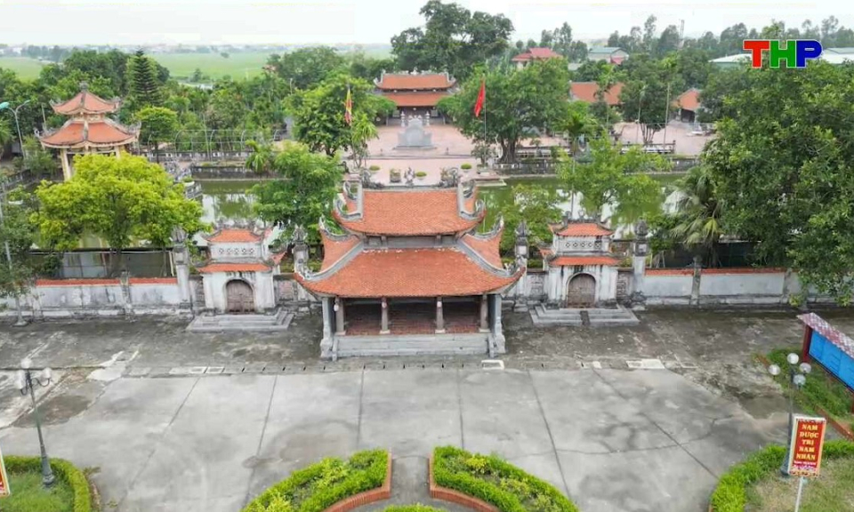 Chạm Hải Ph&ograve;ng: Ng&ocirc;i đền chữa bệnh