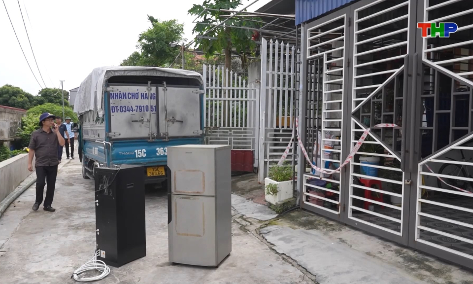 Khắc phục sạt lở đất tại phường Lưu Kiếm