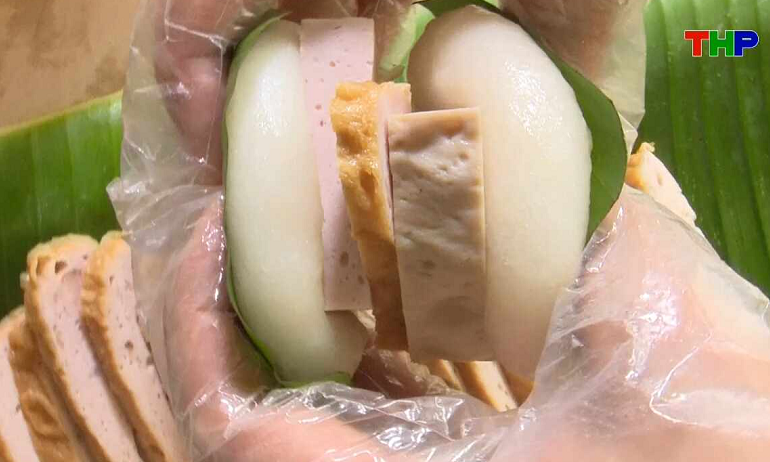 Chạm Hải Ph&ograve;ng: B&aacute;nh d&agrave;y gi&ograve; Gia Lộc