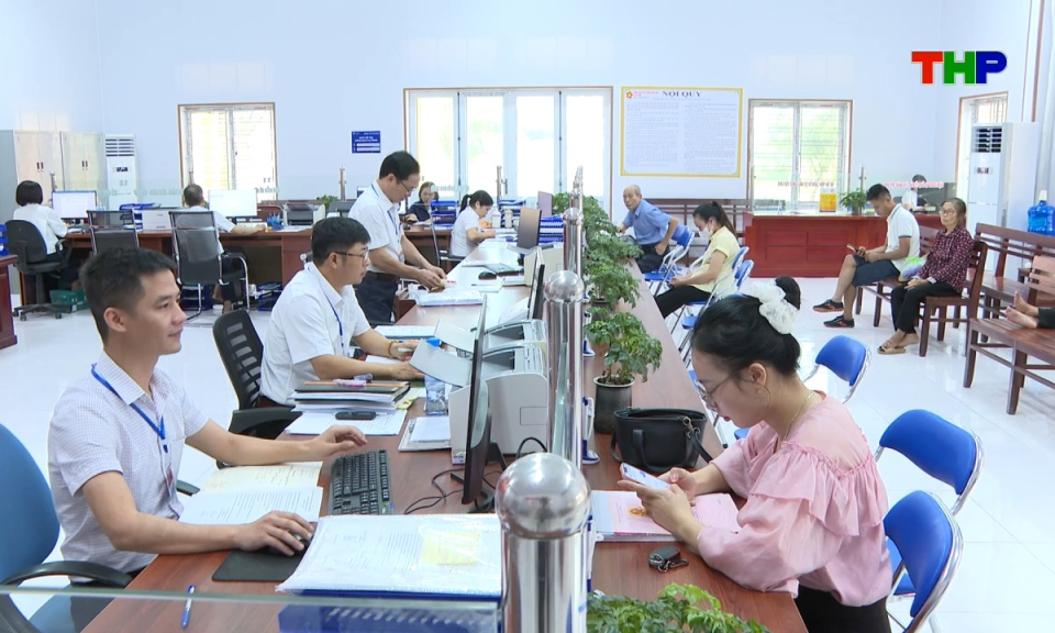 Đại biểu nh&acirc;n d&acirc;n với cử tri: Th&ecirc;m động lực n&acirc;ng chất lượng phục vụ người d&acirc;n, doanh nghiệp
