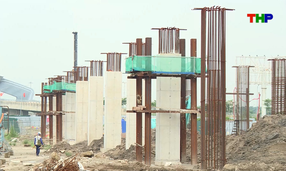 Thi c&ocirc;ng xuy&ecirc;n lễ tr&ecirc;n c&ocirc;ng trường Cảng h&agrave;ng kh&ocirc;ng quốc tế C&aacute;t Bi