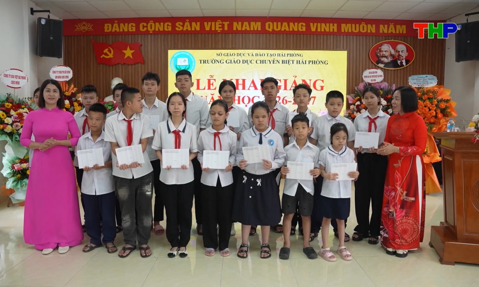 Trường Gi&aacute;o dục Chuy&ecirc;n biệt Hải Ph&ograve;ng h&acirc;n hoan đ&oacute;n năm học mới