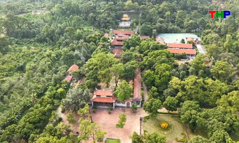 Chạm Hải Ph&ograve;ng: Thu về C&ocirc;n Sơn