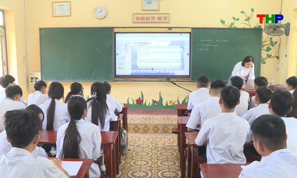 Chuyển đổi dữ liệu ng&agrave;nh gi&aacute;o dục