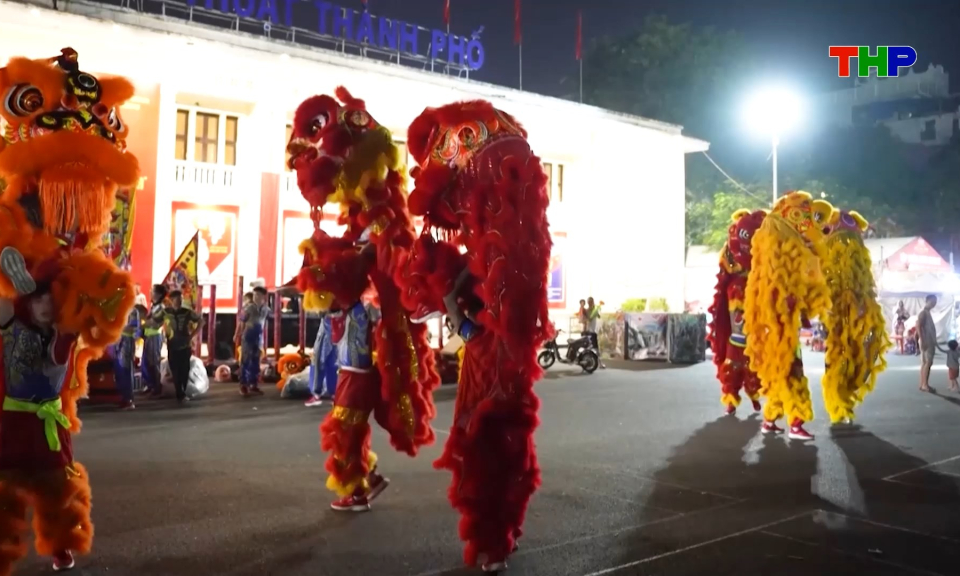 Giữ lửa đam m&ecirc; l&acirc;n - sư - rồng