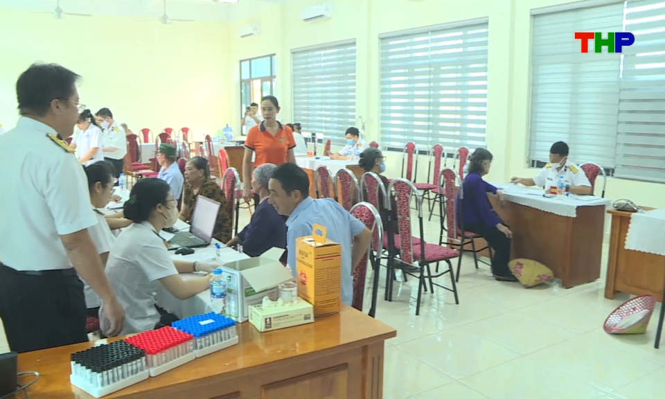 Chủ động tầm so&aacute;t, bảo vệ sức khỏe nh&acirc;n d&acirc;n 