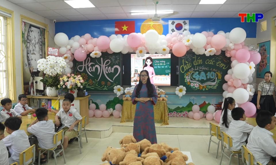 Lăng k&iacute;nh tuổi hoa: Bắt nhịp năm học mới