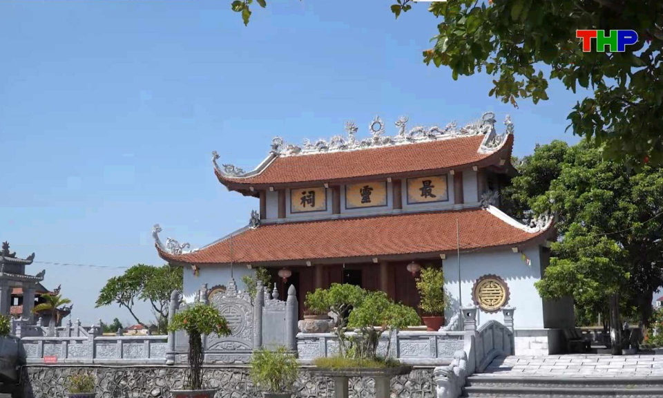 H&agrave;nh tr&igrave;nh đỏ: Linh thi&ecirc;ng đền Dọc
