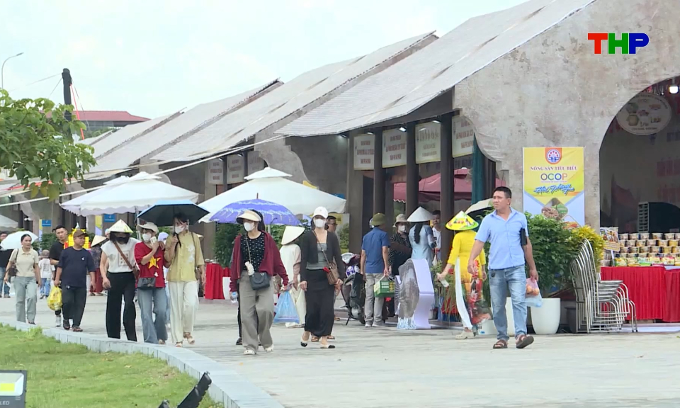 S&ocirc;i động Tuần Văn h&oacute;a, Du lịch v&agrave; X&uacute;c tiến thương mại  
