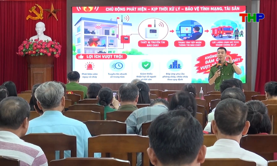 Tập huấn kỹ năng ph&ograve;ng ch&aacute;y, chữa ch&aacute;y v&agrave; hướng dẫn lắp đặt thiết bị truyền tin b&aacute;o ch&aacute;y