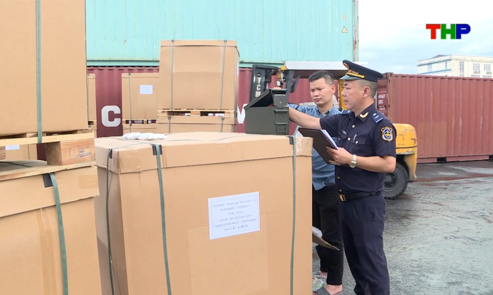 Ch&iacute;nh s&aacute;ch ph&aacute;p luật: N&acirc;ng cao hiệu quả c&ocirc;ng t&aacute;c ph&ograve;ng, chống bu&ocirc;n lậu từ Nghị định 153 của Ch&iacute;nh phủ