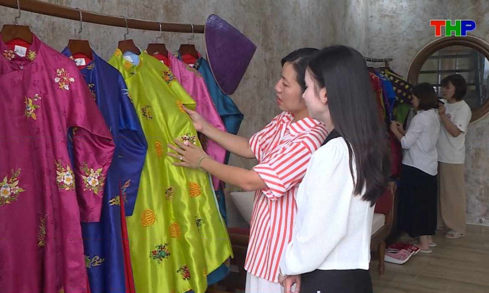 Chạm Hải Ph&ograve;ng: Lưu giữ dấu xưa