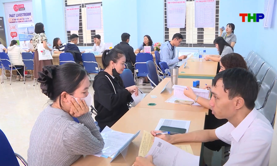 Kết nối cung - cầu lao động tr&ecirc;n địa b&agrave;n th&agrave;nh phố