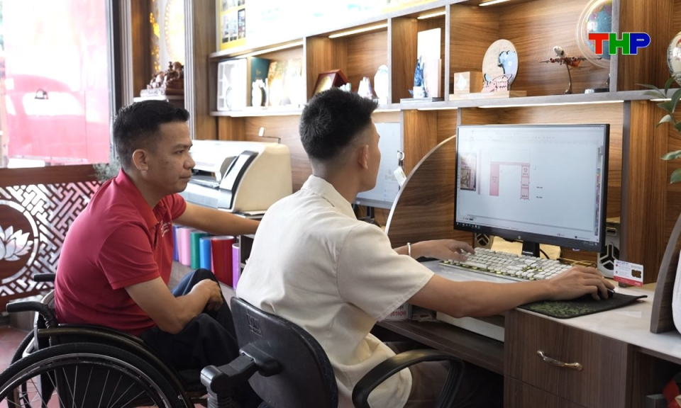 Ch&iacute;nh s&aacute;ch ph&aacute;p luật: Ch&iacute;nh s&aacute;ch gi&uacute;p người khuyết tật bảo đảm cuộc sống