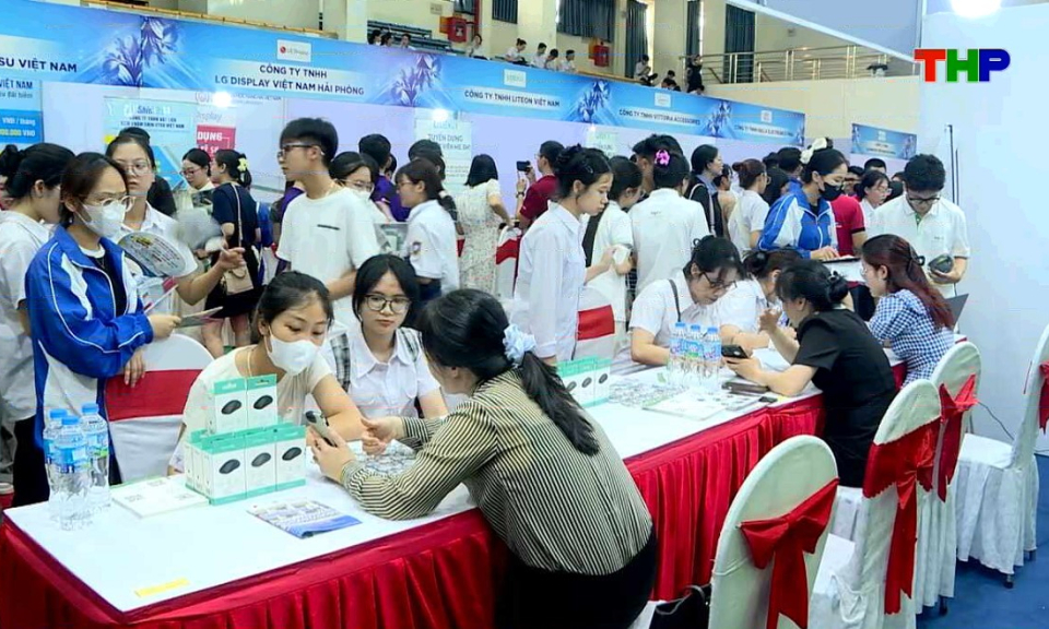 Con đường lựa chọn: Chọn ng&agrave;nh học trong thời đại AI