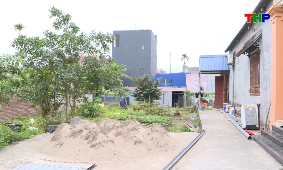 Ph&aacute;p luật v&agrave; cuộc sống: Gỡ n&uacute;t thắt trong thực thi ch&iacute;nh s&aacute;ch về Luật Đất đai