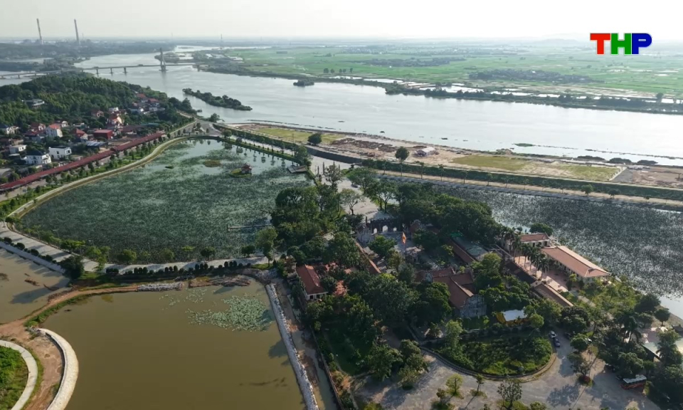 Ph&oacute;ng sự ch&iacute;nh luận: Từ m&ugrave;a lễ hội đến h&agrave;nh tr&igrave;nh di sản